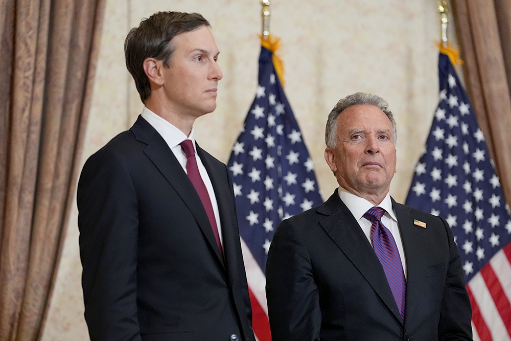  Белый дом подтвердил направление Уиткоффа и Кушнера на переговоры с Ираном 