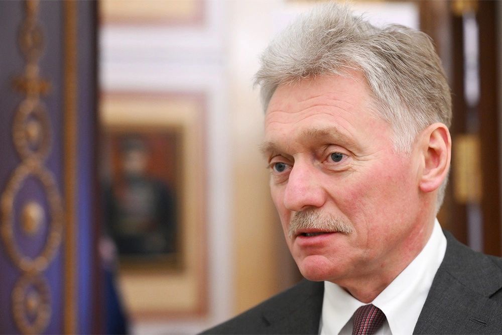  Песков высказался об отношениях РФ и Киргизии, которая попала под санкции ЕС 