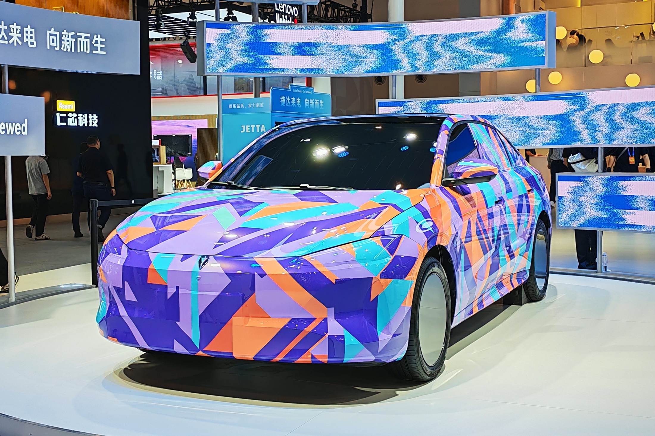 Эксперт Арбузов: Китайский автомобильный пузырь скоро лопнет