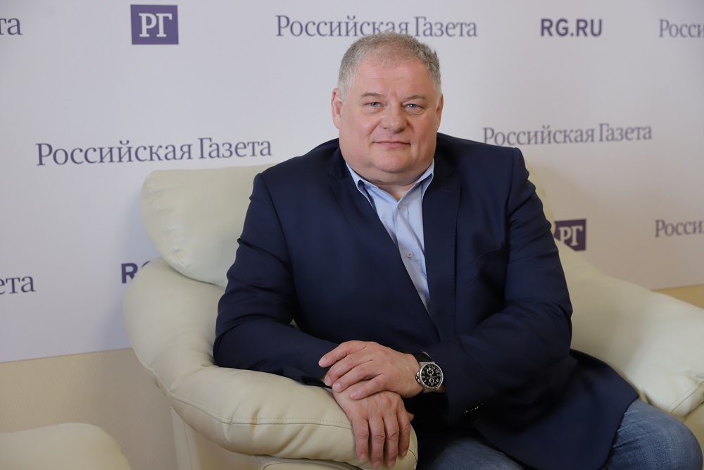 Олег Валинский: Прежде всего мы внимательно изучаем потребности нашей отрасли в кадрах