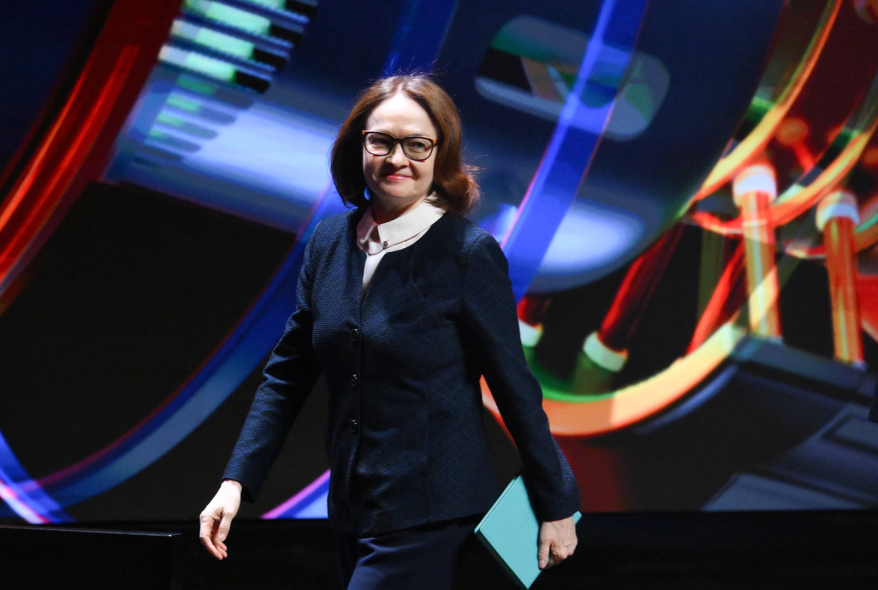 Эльвира Набиуллина: Инвестиционный рост невозможен без макроэкономической стабильности. 