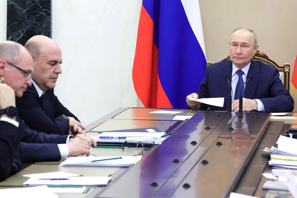 Нужно, чтобы наметившаяся положительная динамика закреплялась, поставил задачу Владимир Путин. Нужно, чтобы наметившаяся положительная динамика закреплялась, поставил задачу Владимир Путин.