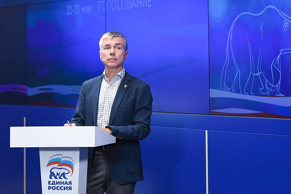 Евгений Ревенко. Евгений Ревенко.