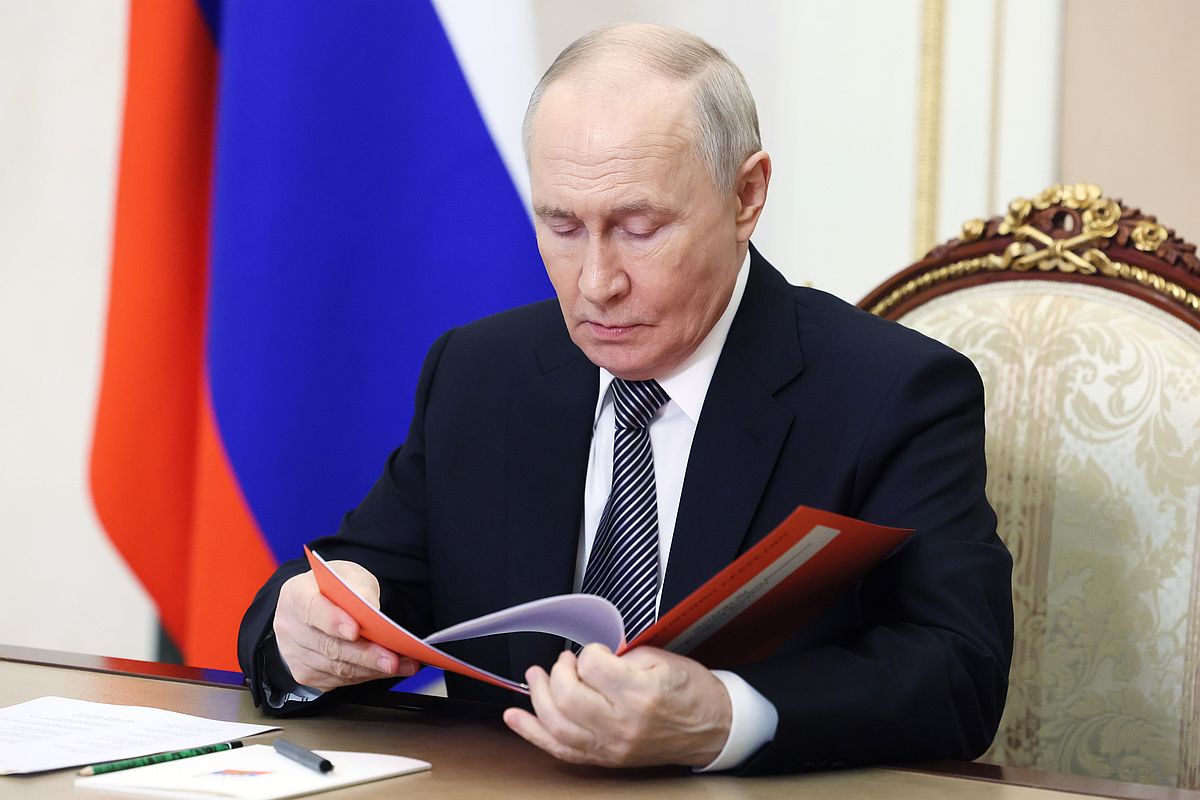 В биографии президента РФ деревня Дудино никогда не упоминалась. Было известно о деревне Поминово и селе Тургиново.