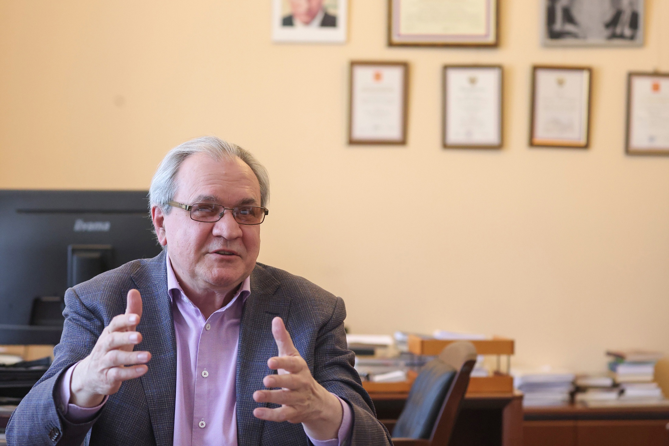 Валерий Фадеев: Цель и смысл экономики - достойная, в материальном отношении, жизнь.