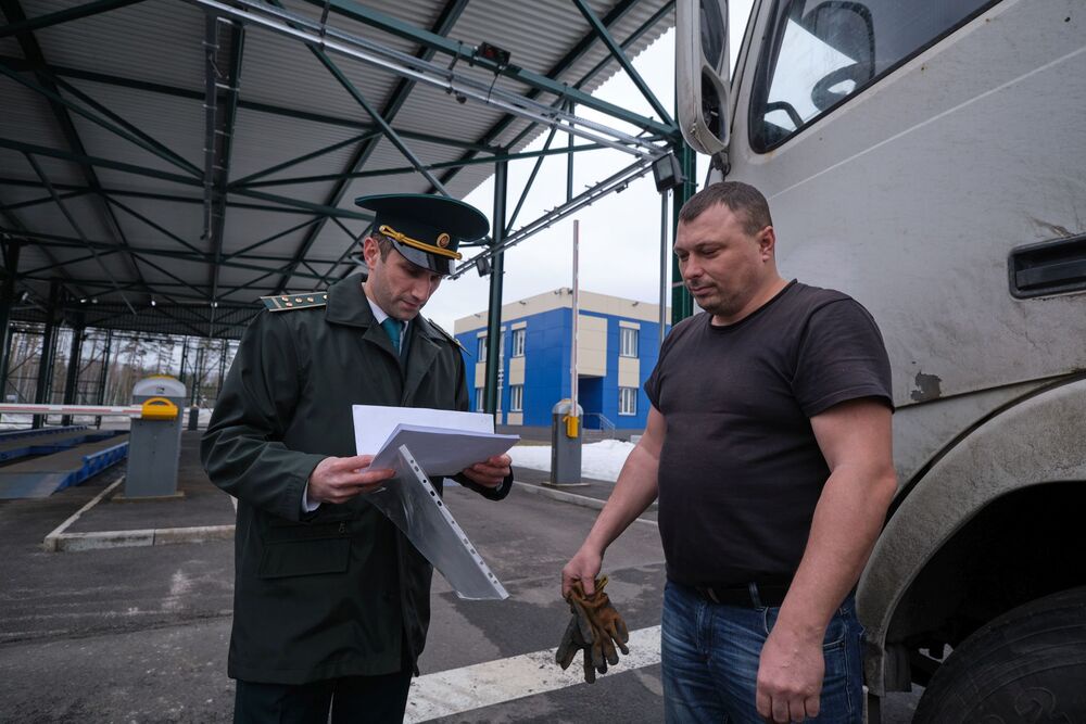 Теперь документы должны быть сформированы в электронном виде еще до ввоза товара в Россию.