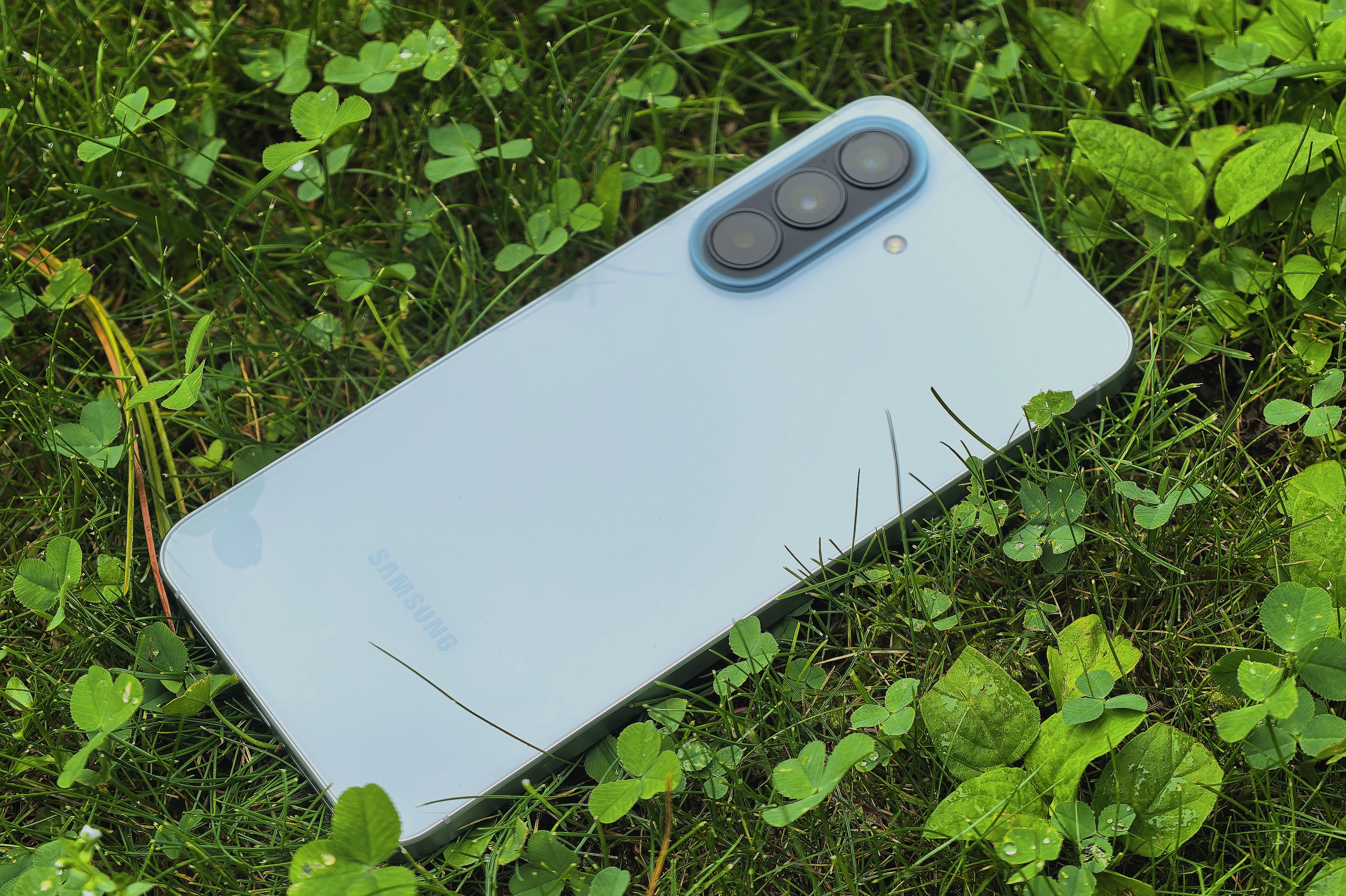 Samsung Galaxy A57.