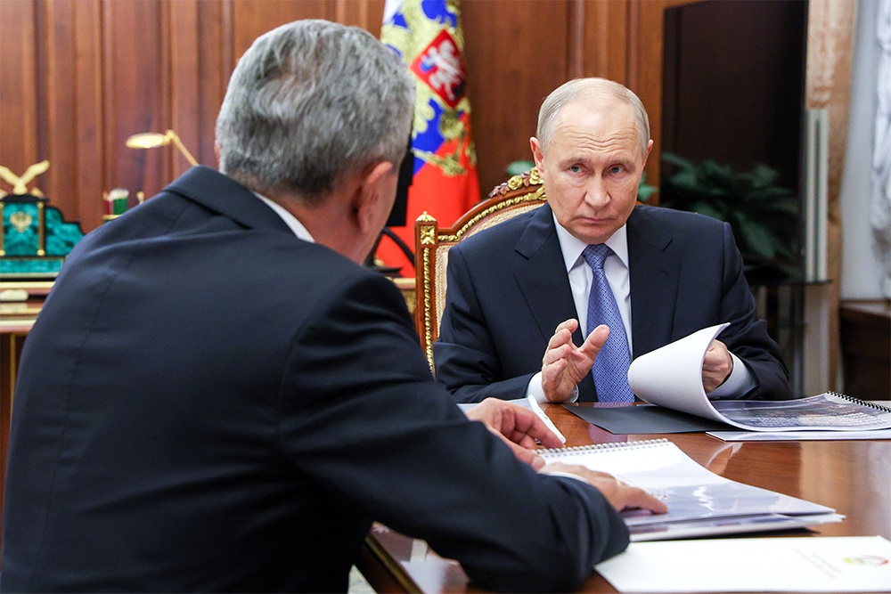 Владимир Путин призвал Сергея Меняйло повысить качество урожая в этом году.
