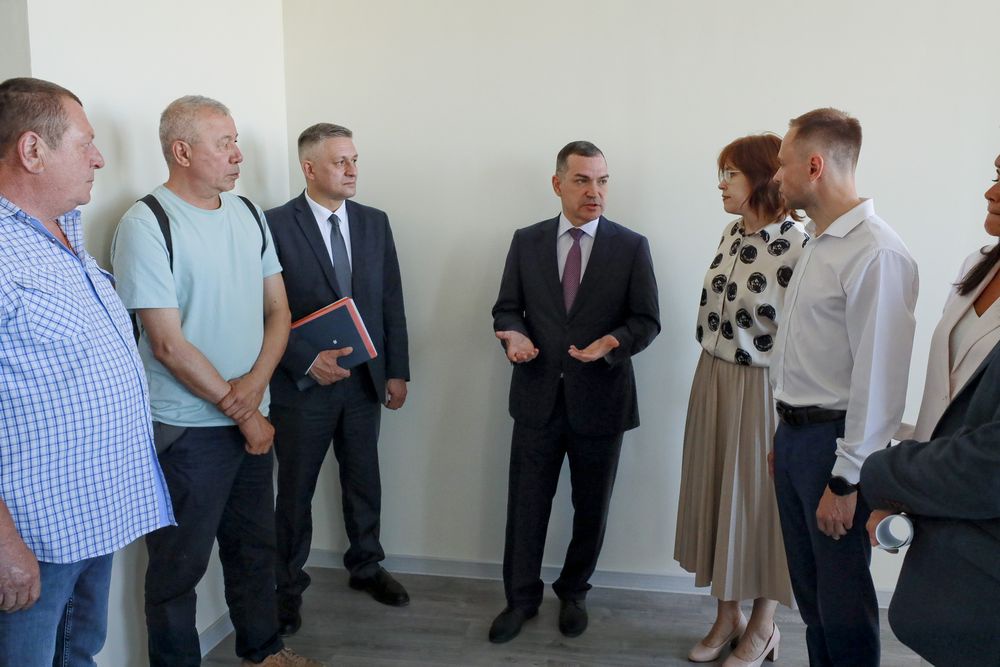 Ход работ в музыкальной школе проинспектировал мэр Максим Кудрявцев