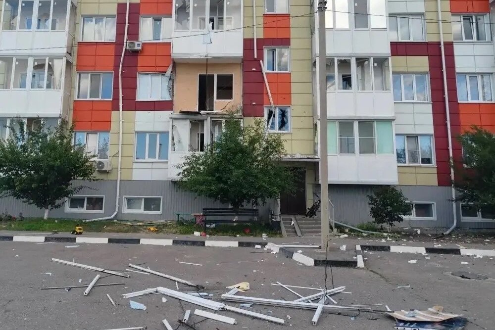 В регионах Центрального федерального округа за сутки после атак ВСУ погиб один человек, еще 12 получили ранения. В регионах Центрального федерального округа за сутки после атак ВСУ погиб один человек, еще 12 получили ранения.