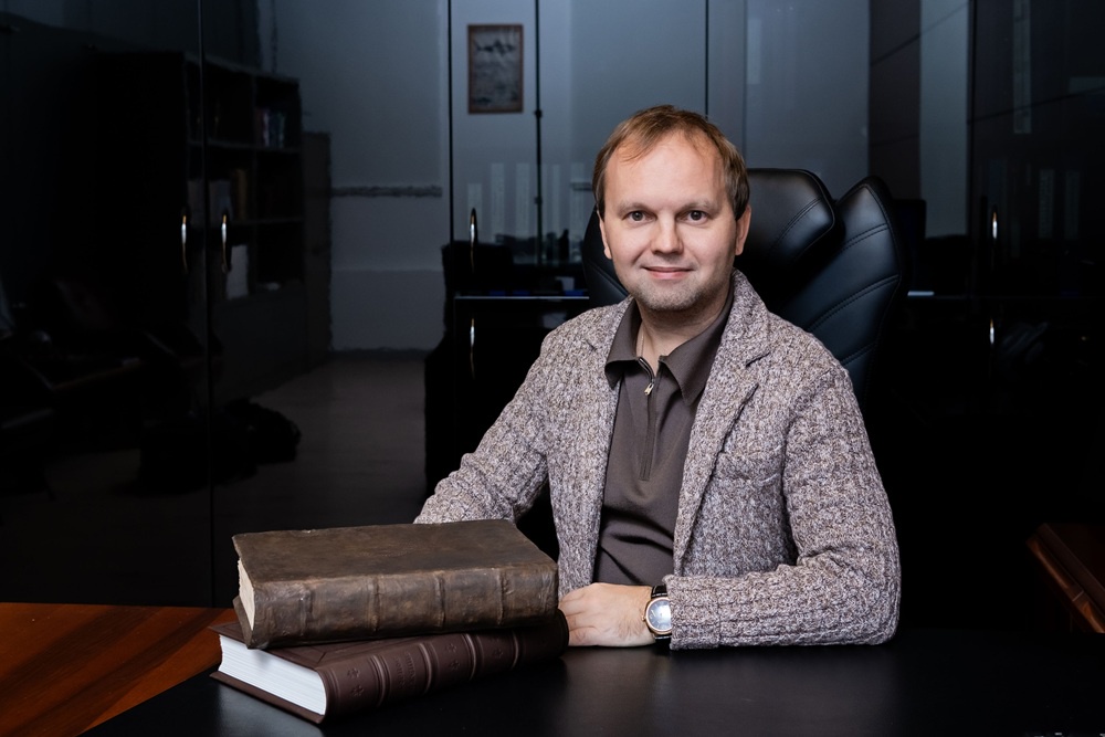 Евгений Карноухов: Как практикующий юрист могу с уверенностью заявить, что в российском праве как ни в каком ином по-прежнему камертоном звучат христианские ценности