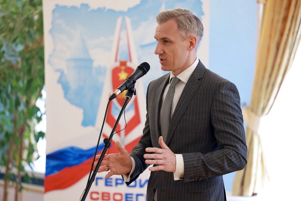 Выпускникам программы "Герои СВОего времени. Смоленск" вручили дипломы