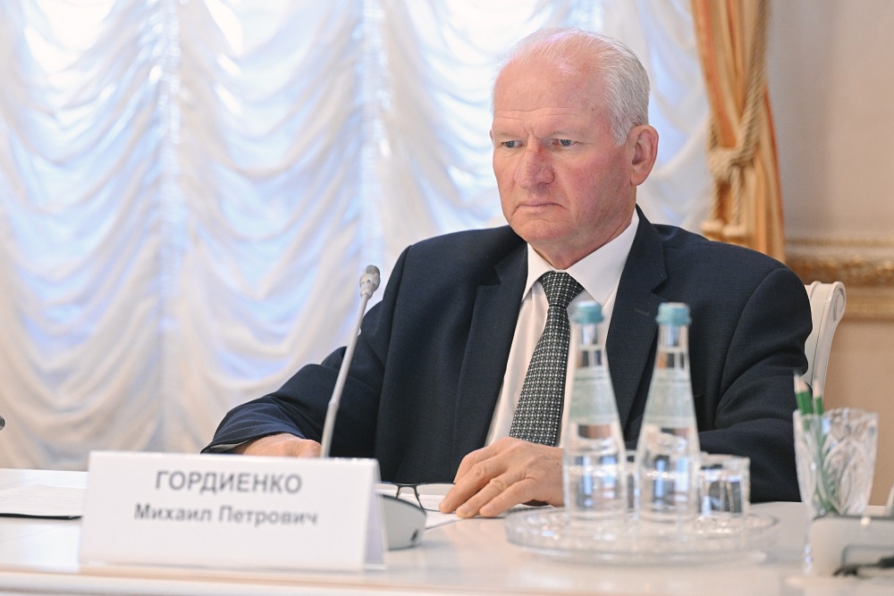 На оперативном совещании в региональном правительстве Воронежской области с докладом выступил глава муниципалитета Михаил Гордиенко На оперативном совещании в региональном правительстве Воронежской области с докладом выступил глава муниципалитета Михаил Гордиенко
