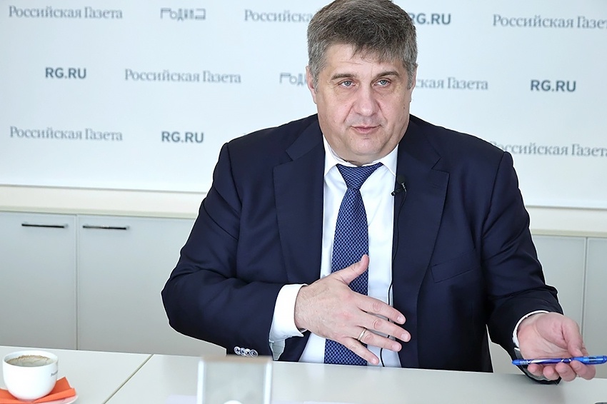 Роман Новиков: Сейчас мы используем только отечественные дорожные материалы.