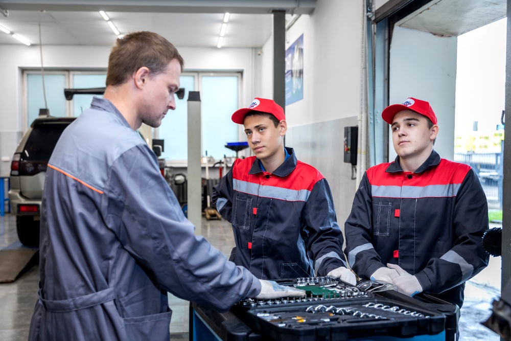 Профориентационная программа дает возможность ребятам попробовать себя в разных профессиях.