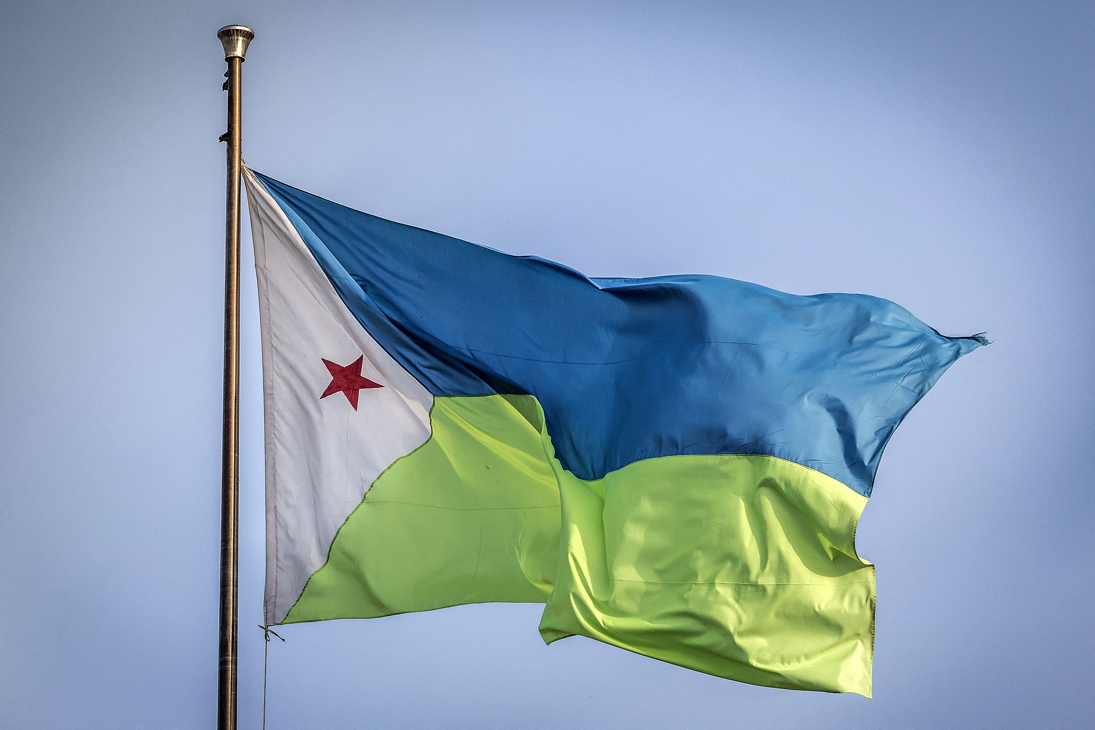 Джибути, флаг страны.