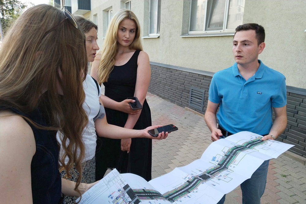После корректировок проект устроил всех.