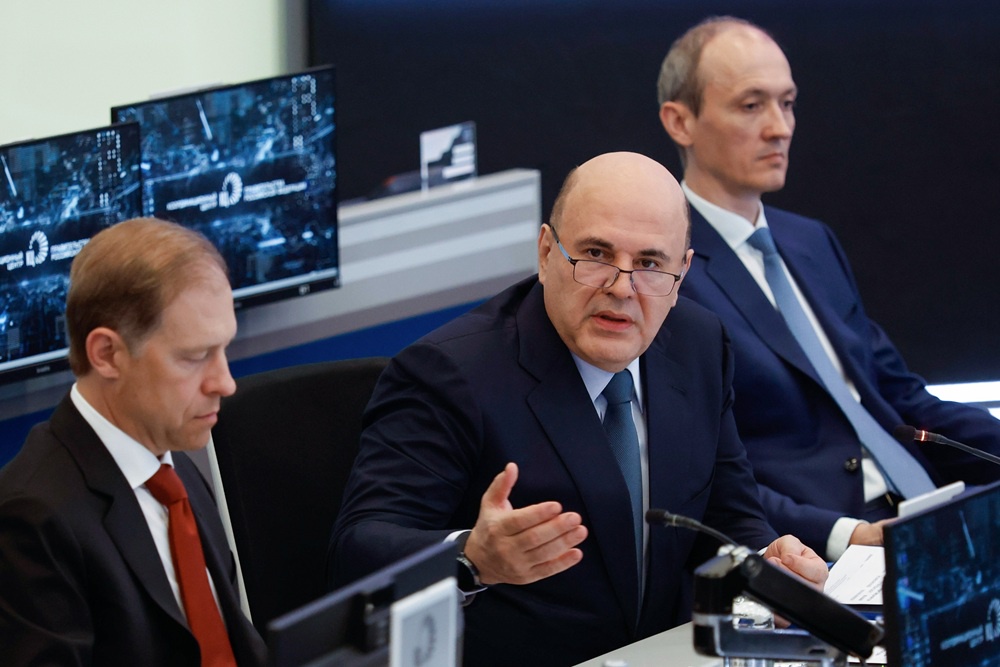 Михаил Мишустин провел стратегическую сессию о повышении производительности труда.