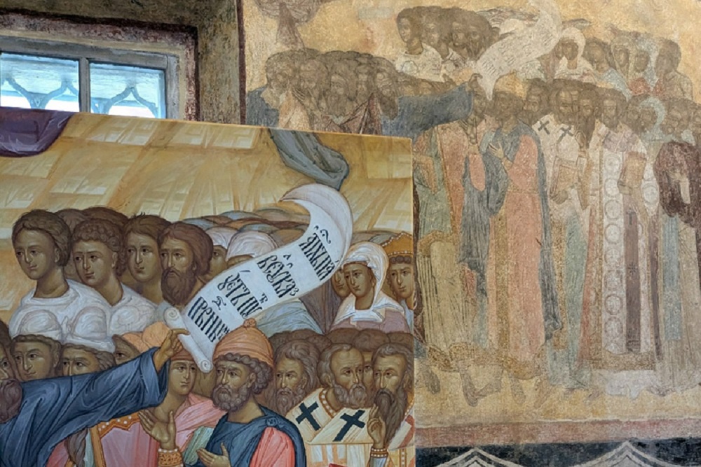 Глядя на копию, мы можем представить, какой была живопись собора во времена Ивана Грозного.