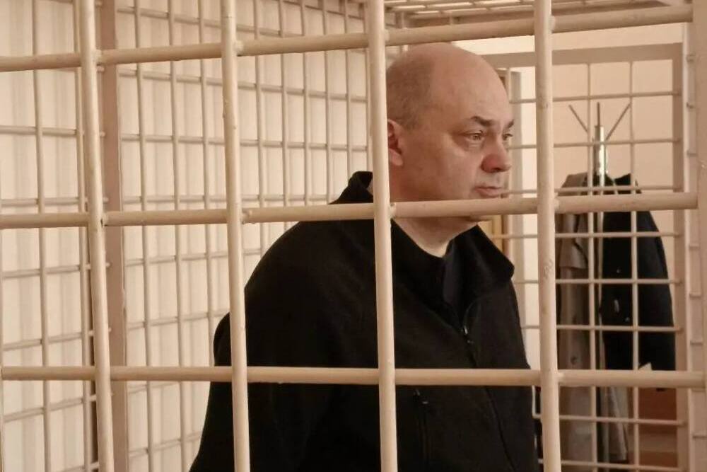 Областной суд оставил без изменений приговор бывшему курскому губернатору Алексею Смирнову по делу о получении взяток в особо крупном размере.