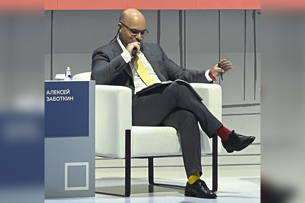 Заместитель председателя Банка России Алексей Заботкин во время Финансового конгресса Банка России. 