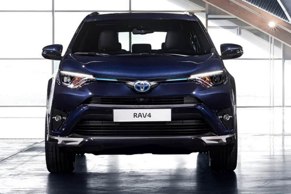Кроссовер Toyota RAV4 (XA40) Кроссовер Toyota RAV4 (XA40)