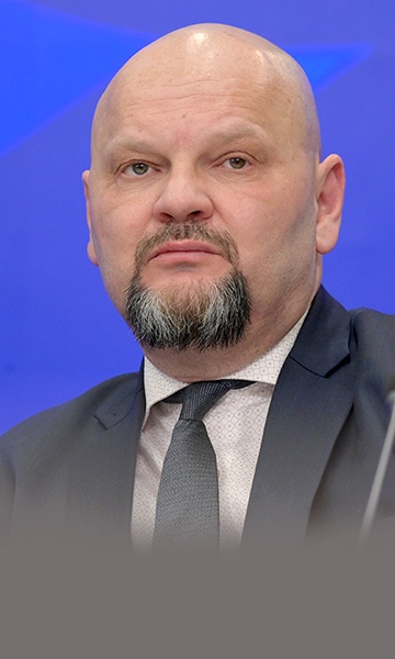 Руслан Панкратов член экспертного совета "Офицеров России", зампредседателя Союза политэмигрантов Европы, экс-депутат Рижской гордумы