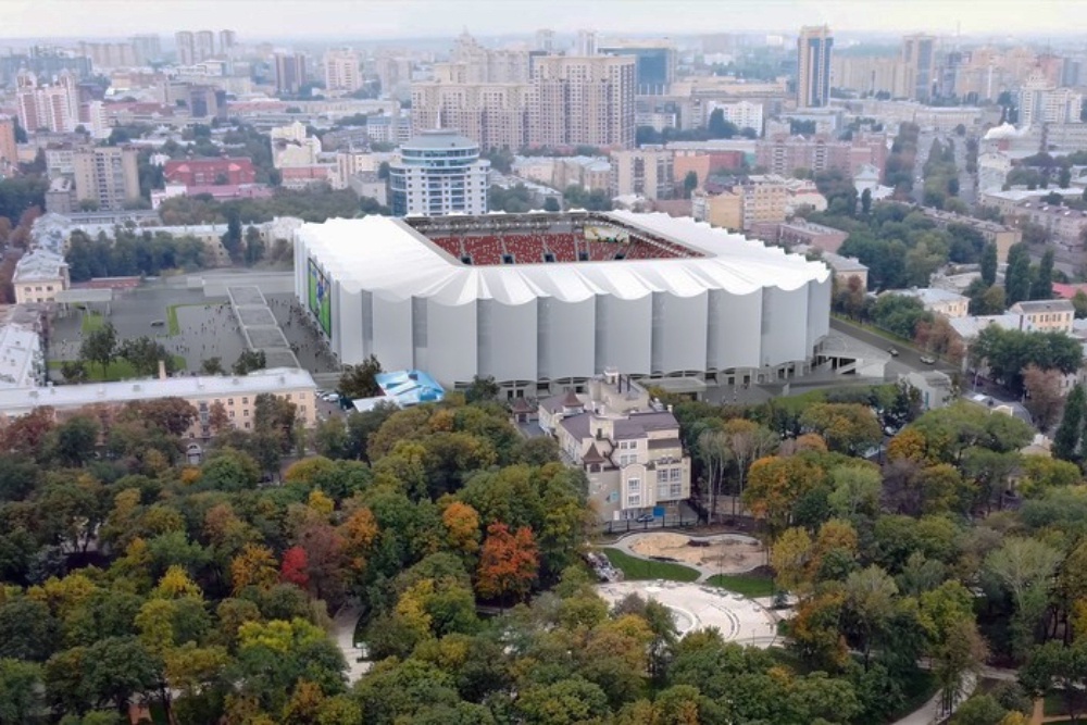 В 2022-м клуб впервые за 20 лет вышел в РПЛ, а правительство Воронежской области взяло Центральный стадион профсоюзов в безвозмездную аренду.