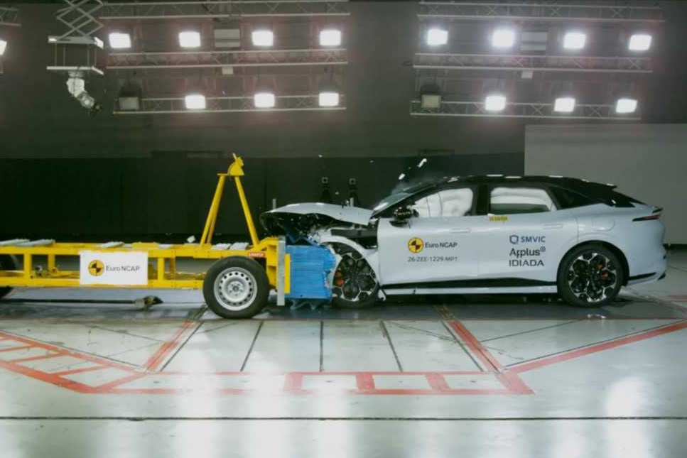 Универсал Zeekr 7 GT прошел краш-тест Euro NCAP. Универсал Zeekr 7 GT прошел краш-тест Euro NCAP.