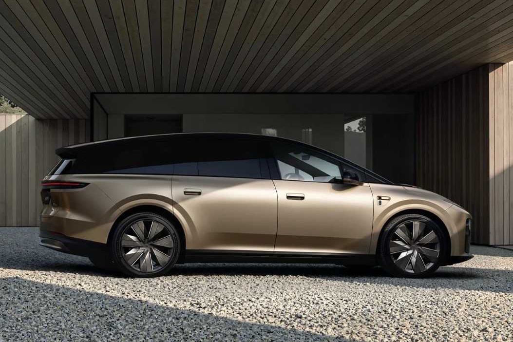 Полноразмерный кроссовер Li Auto i9 дебютирует в сентябре. Полноразмерный кроссовер Li Auto i9 дебютирует в сентябре.