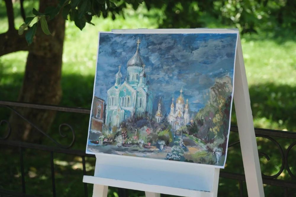 Всего за дни пленэра было написано более 170 работ.