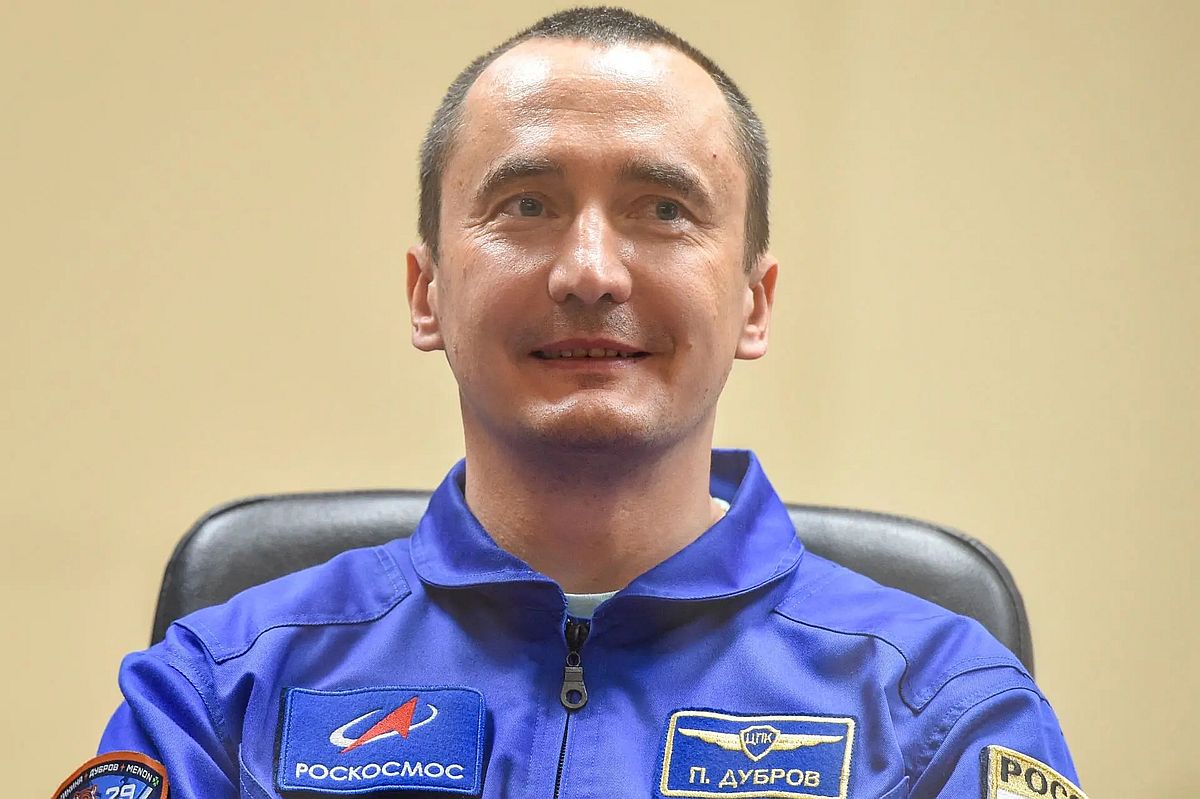 Космонавт Роскосмоса Петр Дубров заявил, что инструкций на случай встречи с пришельцами нет и никогда не было. Космонавт Роскосмоса Петр Дубров заявил, что инструкций на случай встречи с пришельцами нет и никогда не было.