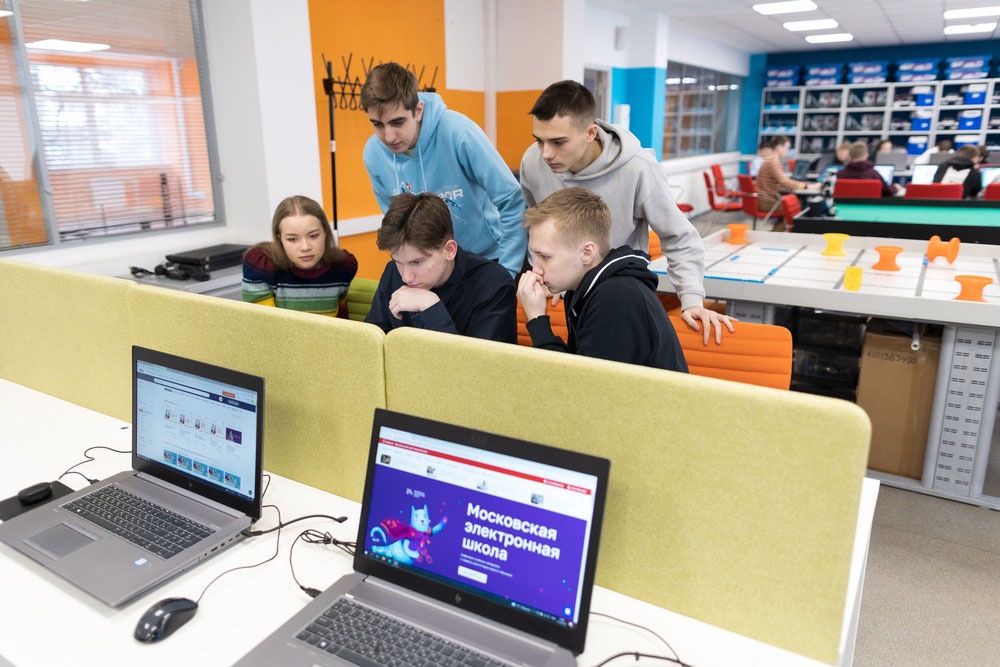 В этом году на платформе МЭШ усовершенствовали возможности ИИ-репетитора.