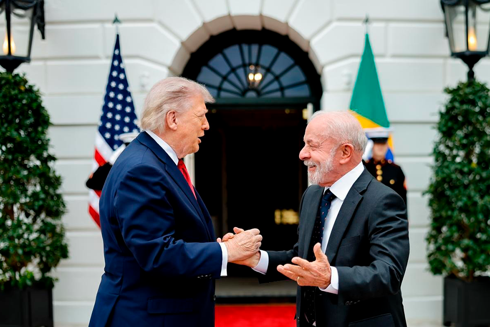 В мае 2026 года Трамп принимал Лулу да Силва в Вашингтоне. Но это не помешало ему через два месяца ввести против Бразилии новые пошлины.