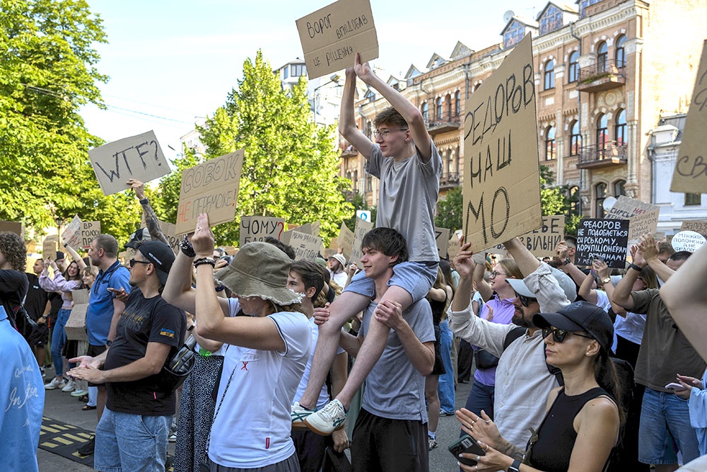Митинги в поддержку Федорова затихают - их "режиссер" пришел к выводу, что Зеленский понял намек.
