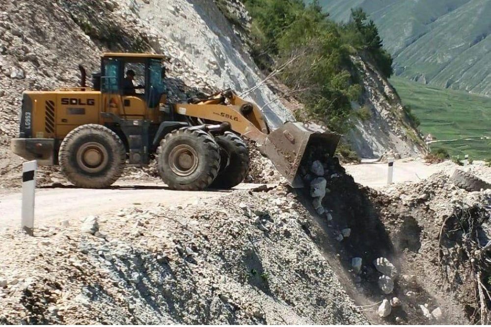 Дороги, ведущие к селам и поселкам Дагестана, восстановлены после удара стихии.