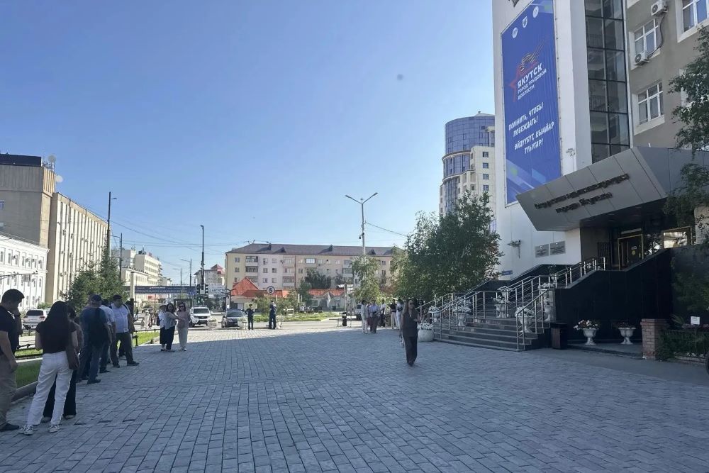 Сотрудников мэрии эвакуировали из-за ложного сообщения о минировании здания