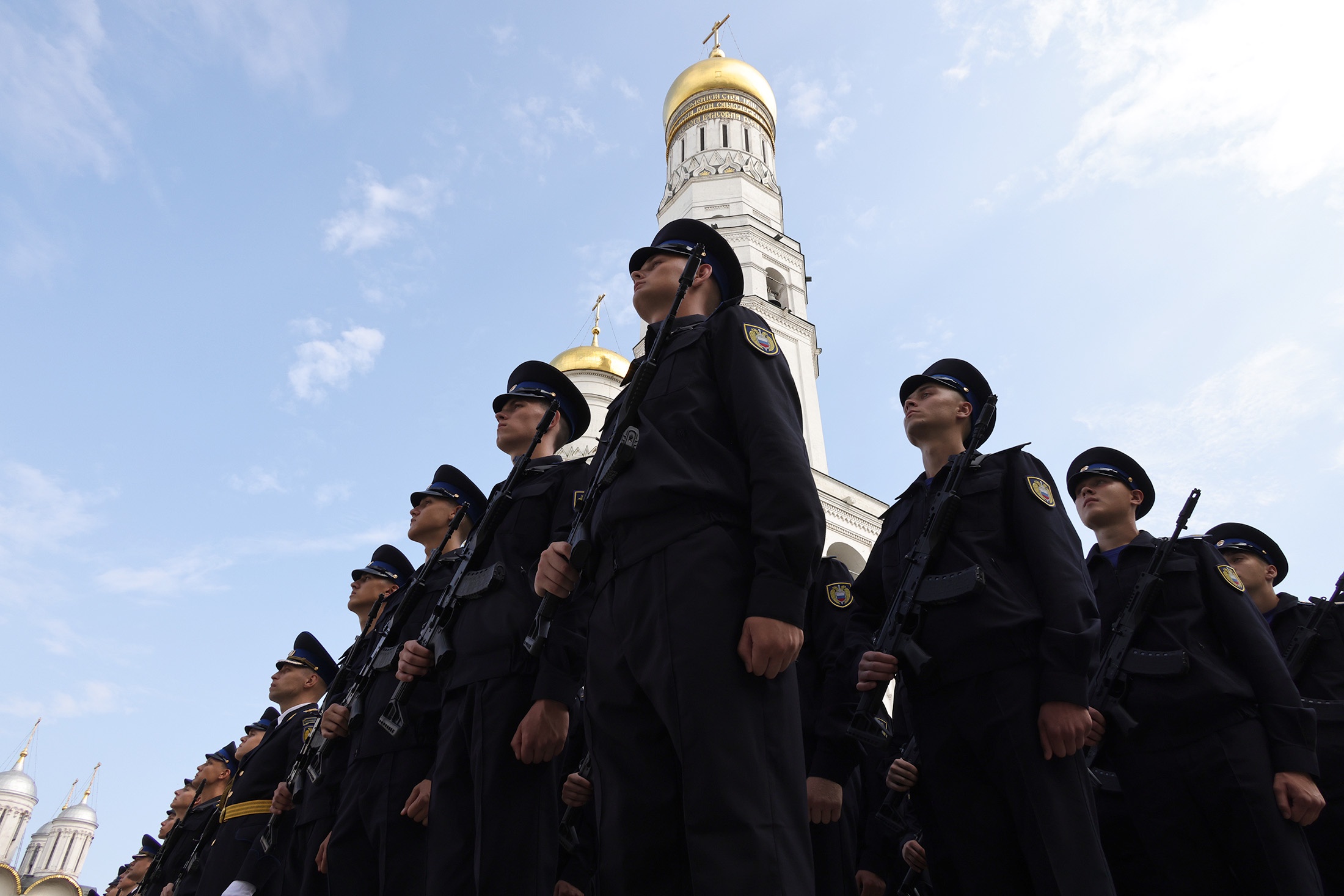 В Президентский полк месяц назад призвали ребят из 42 регионов: отбирали лучших из лучших. В Президентский полк месяц назад призвали ребят из 42 регионов: отбирали лучших из лучших.