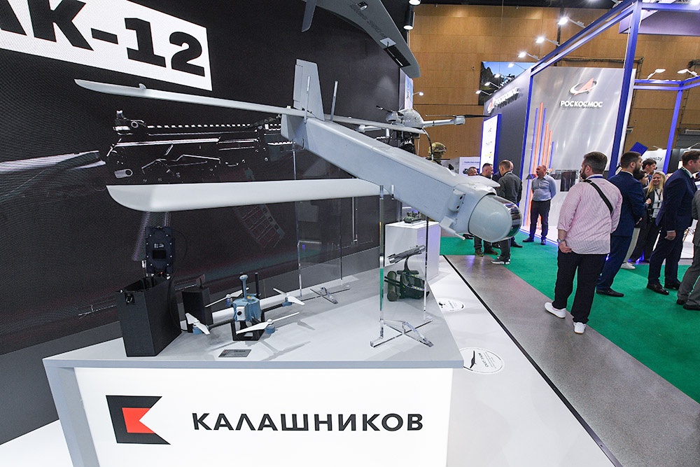 Комплекс с управляемыми боеприпасами "Куб-2Э". Комплекс с управляемыми боеприпасами "Куб-2Э".