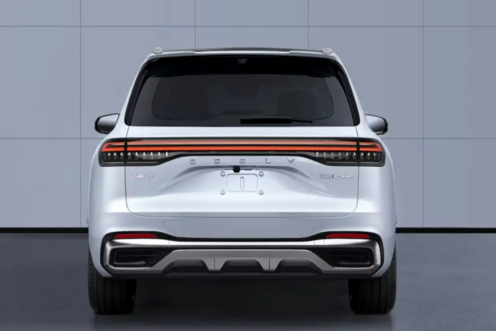 Обновленный Geely Monjaro. Обновленный Geely Monjaro.
