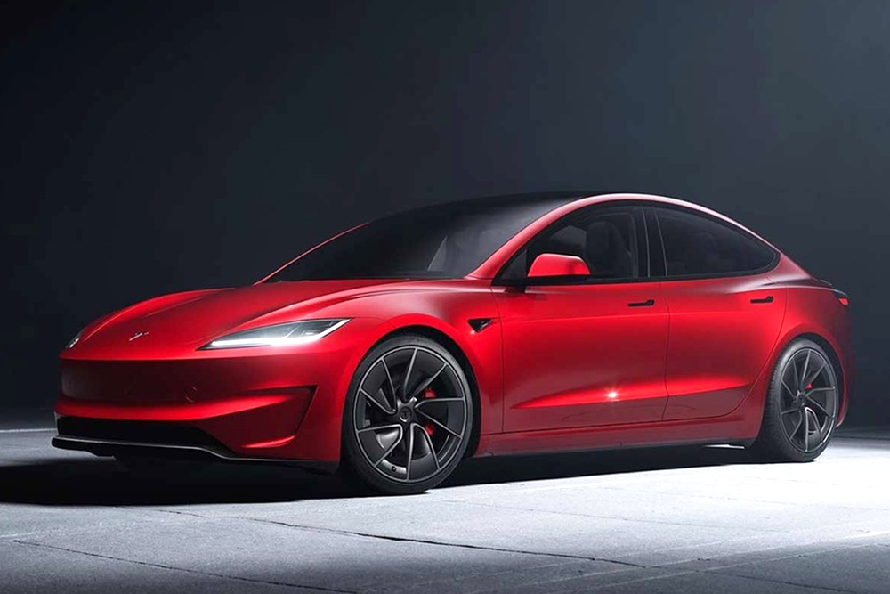 Компания Tesla отзовет в США модели Model 3 2017-2023 годов и Model Y 2020-2023 годов. Компания Tesla отзовет в США модели Model 3 2017-2023 годов и Model Y 2020-2023 годов.
