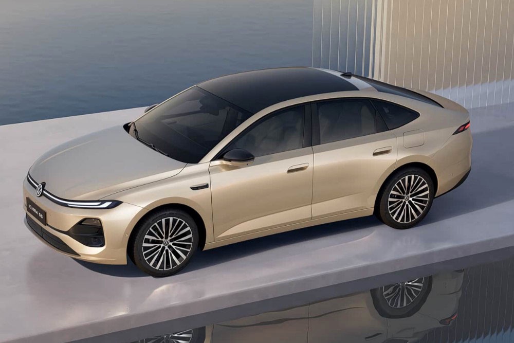 Седан Volkswagen ID.Era 5S. Седан Volkswagen ID.Era 5S.