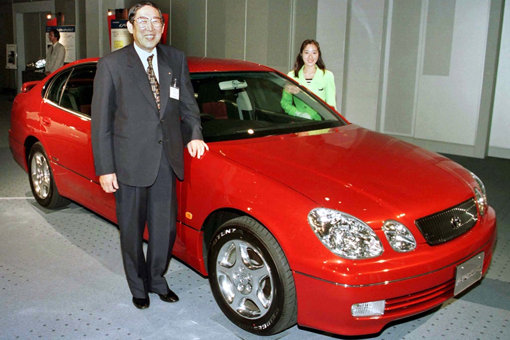 Президент Toyota Motor Corp Хироси Окуда. Президент Toyota Motor Corp Хироси Окуда.
