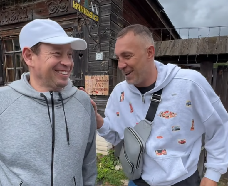 Леонид Слуцкий (слева) и Артем Дзюба весело и с пользой провели время в Суздале.