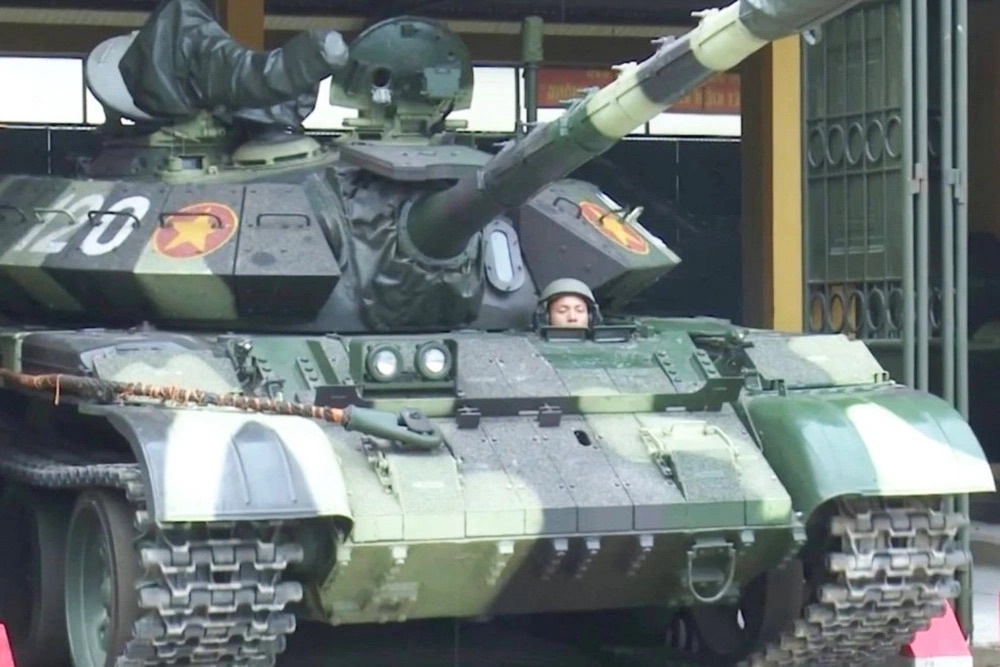 Танк Т-54Б.