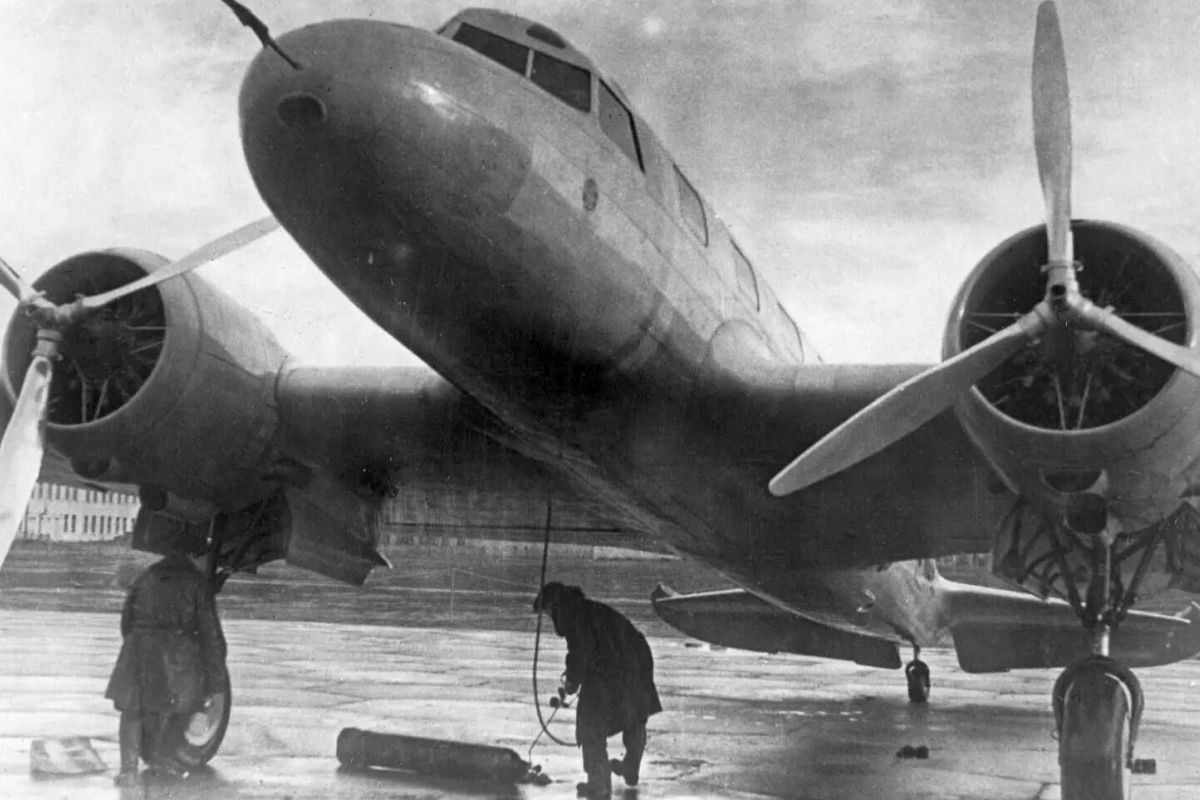 АНТ-35 стал одним из самых быстрых самолетов в своем классе.