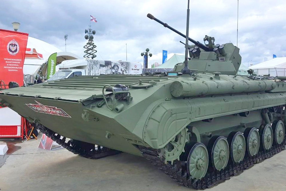 Модернизированная разведывательная машина БРМ-1КМ.