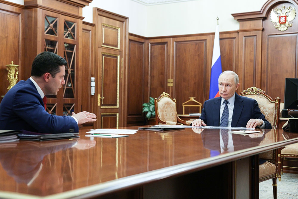 Антон Алиханов доложил президенту, что работа над поездами для ВСМ идет по графику.