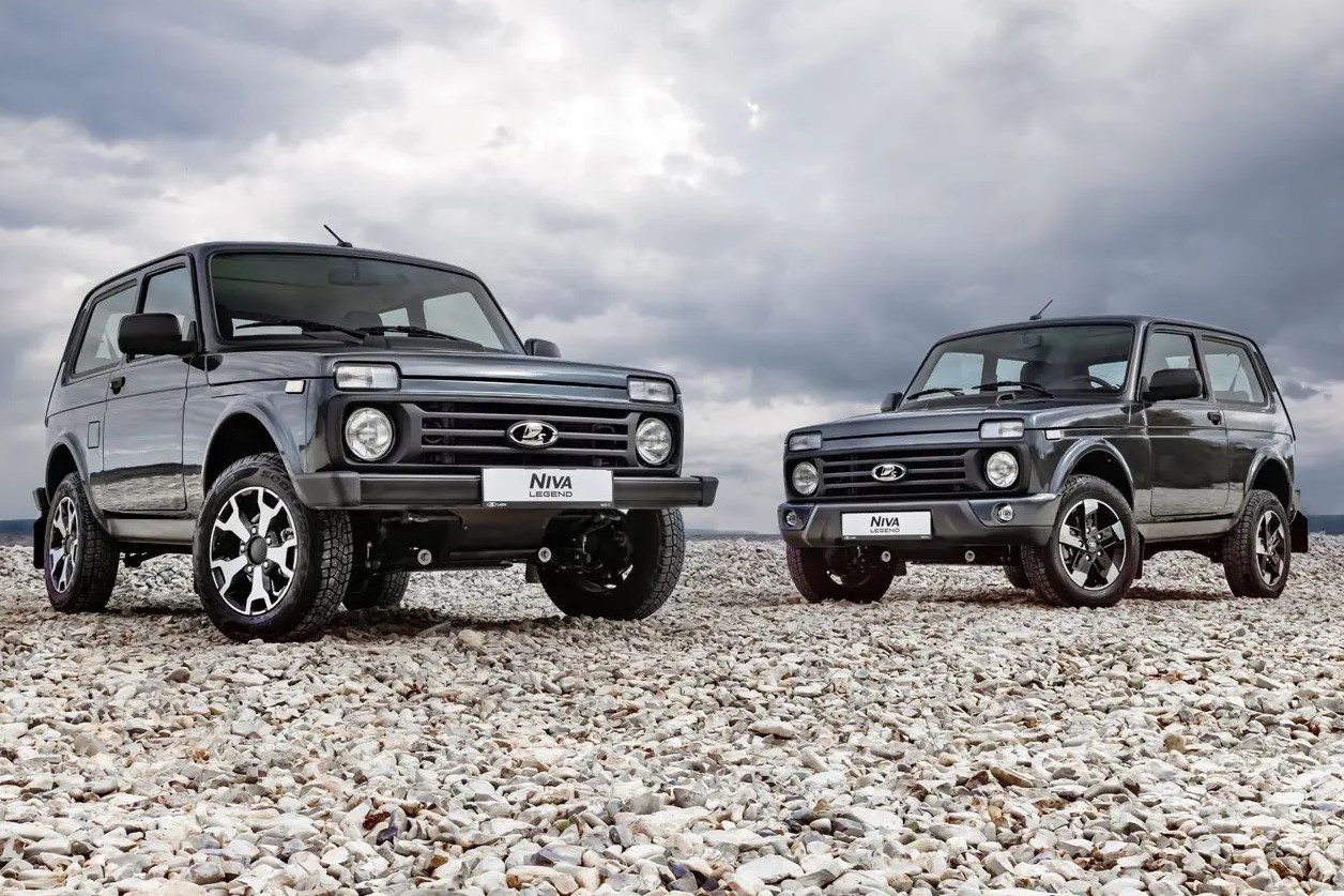 Обновленная Lada Niva Legend стоит от 1 199 000 рублей.