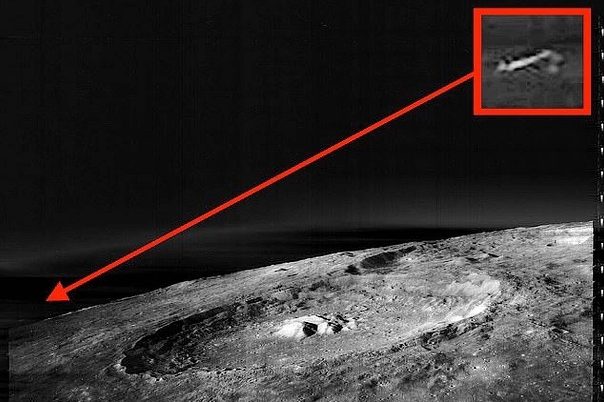 Сравнив пятно с лунным кратером Теофила, диаметр которого - 110 километров, а глубина - 4,4 километра, Уоринг заявил, что длина НЛО может составлять 1/20 от размеров кратера.